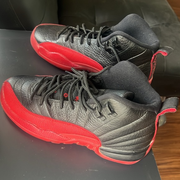 Jordan 12 - Picture 4 of 4